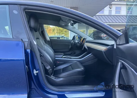 2019 Tesla Model 3 из США, поврежденный, VIN 5YJ3E1EBXKF433019